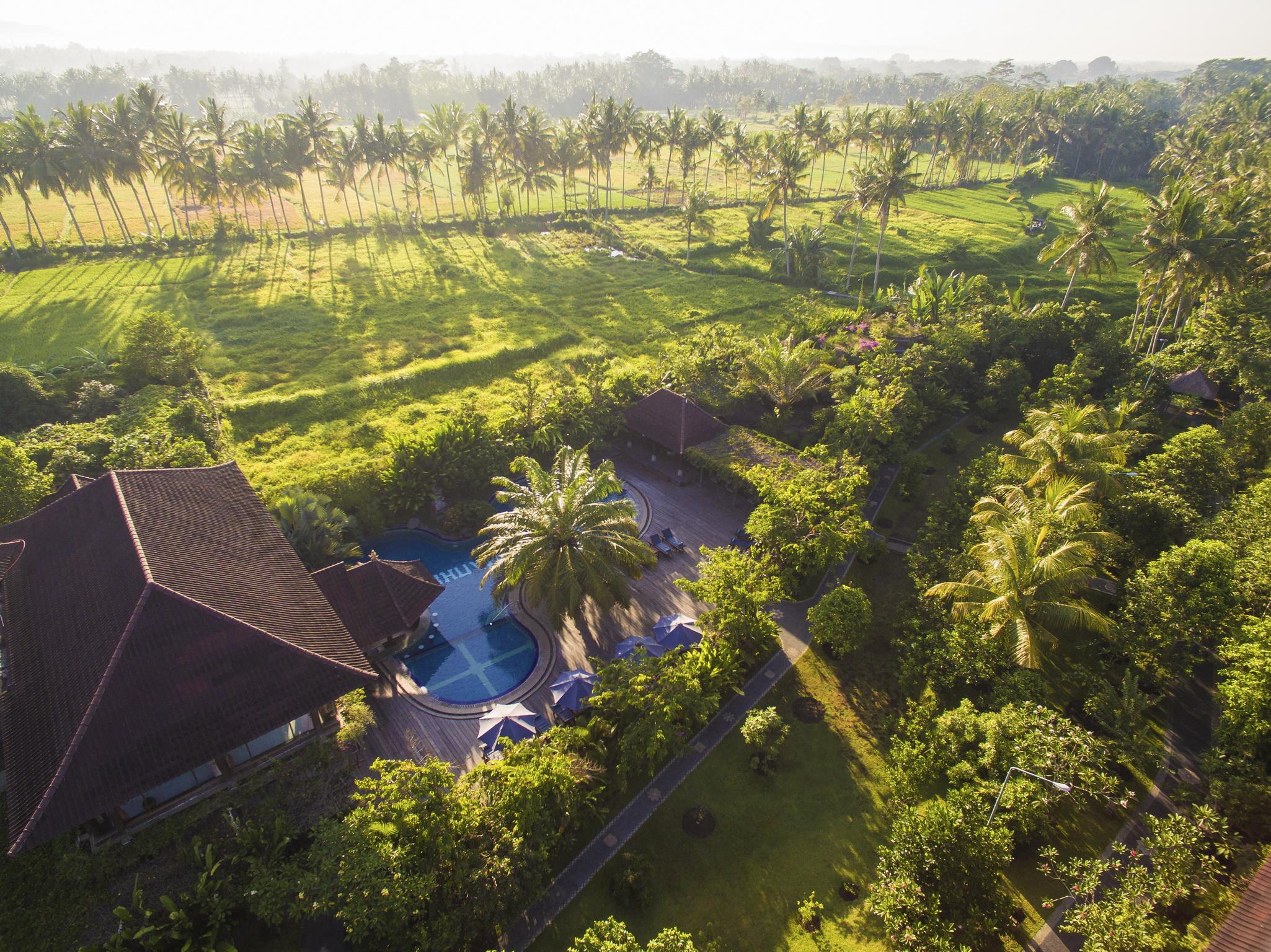 Bhuwana Ubud Hotel And Farming Exterior photo