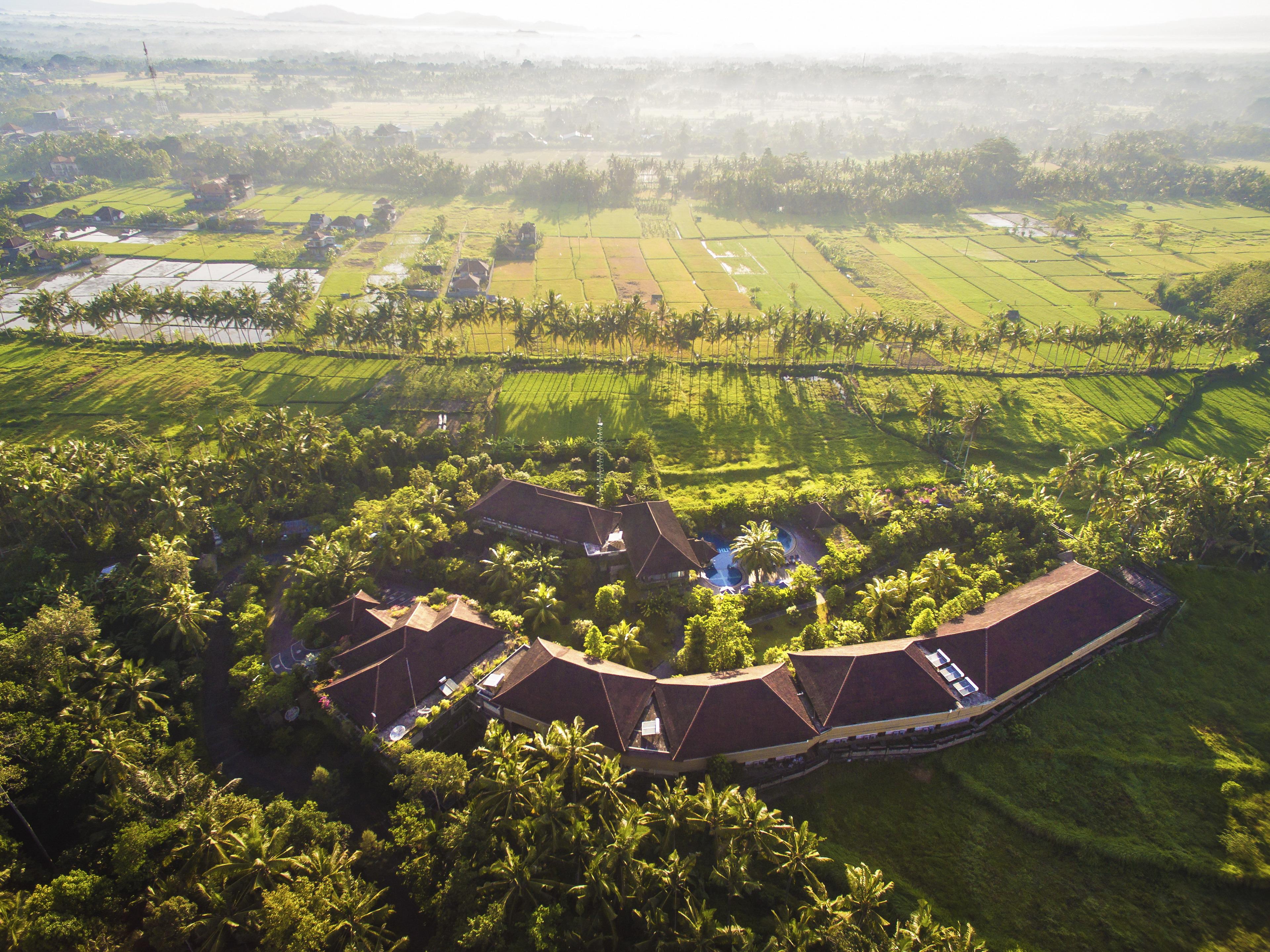 Bhuwana Ubud Hotel And Farming Exterior photo