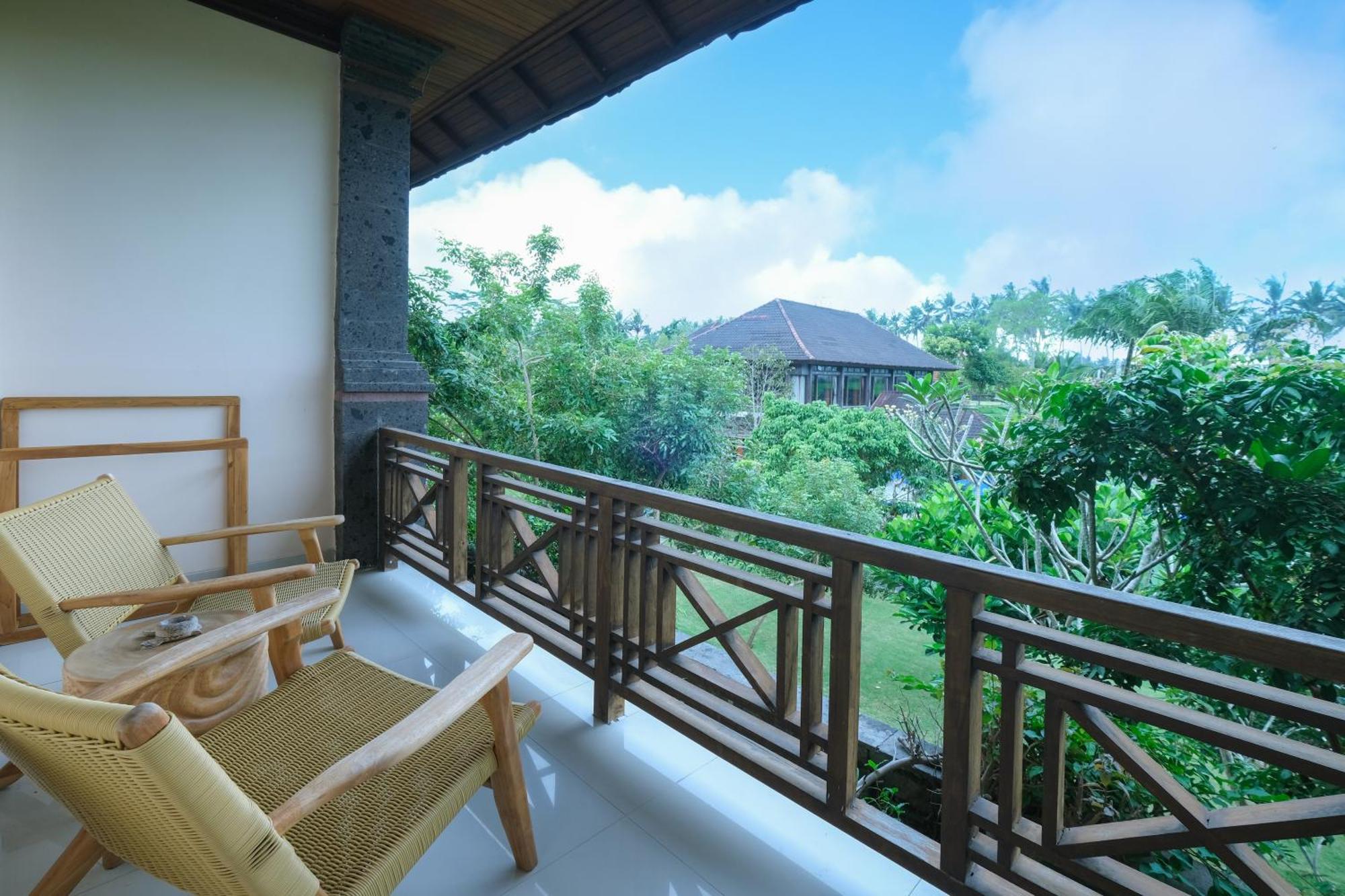 Bhuwana Ubud Hotel And Farming Exterior photo